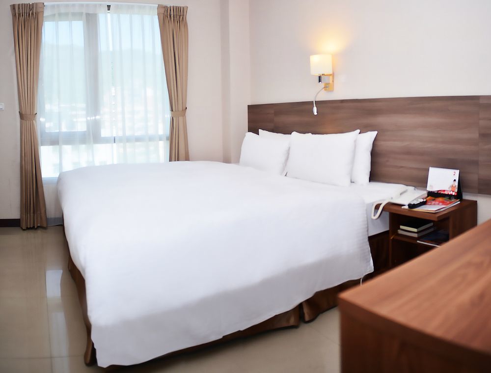 Hotel Leisure Beitou Тайбэй Экстерьер фото